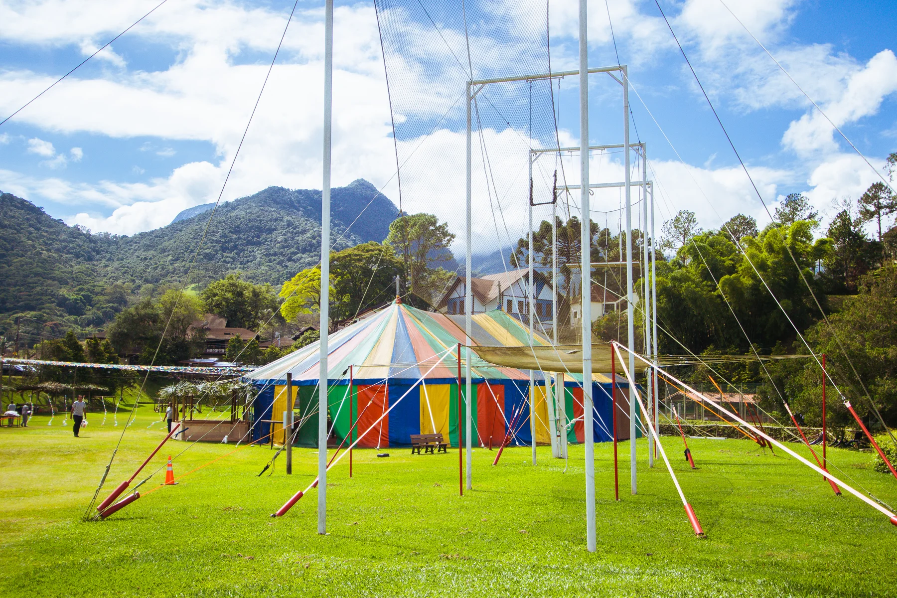 Estrutura de trapézio do resort