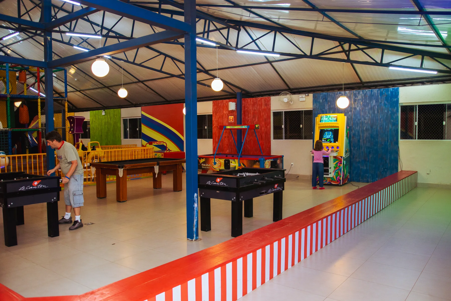 Kids Park e piscina de bolas